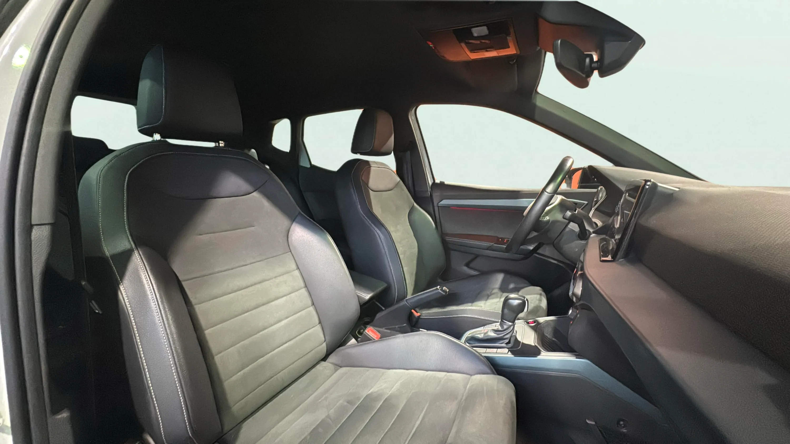 SEAT Arona 1.5 TSI DSG Special Edition - foto 20
