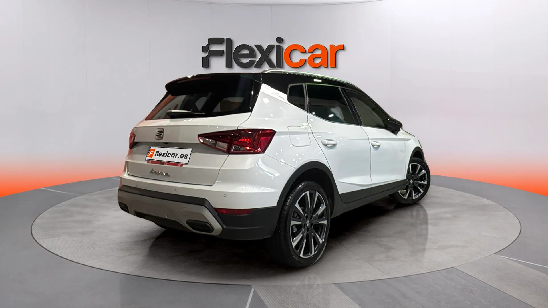 SEAT Arona 1.5 TSI DSG Special Edition - foto 7