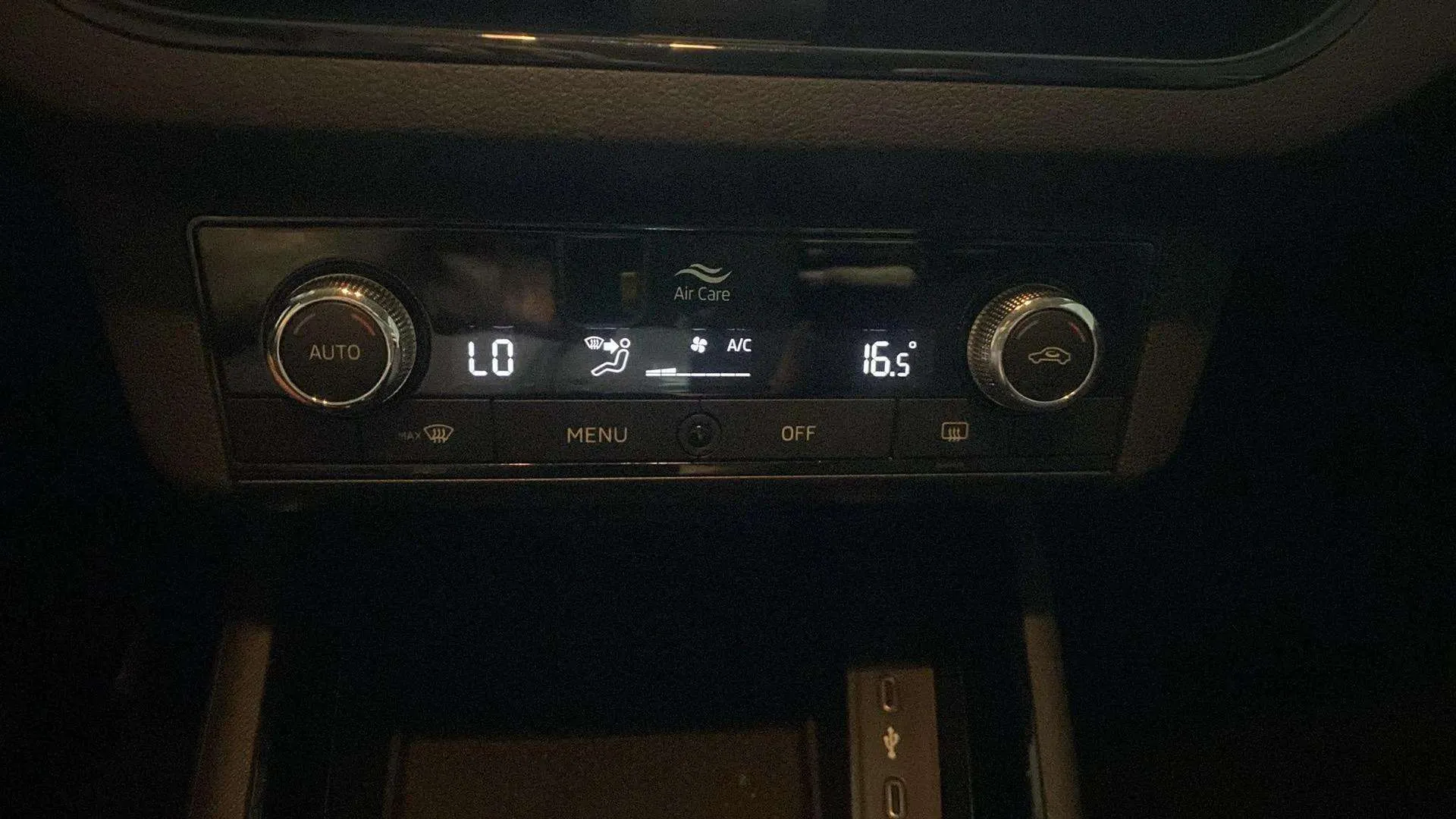 Škoda Kamiq 1.0 TSI Selection - foto 15