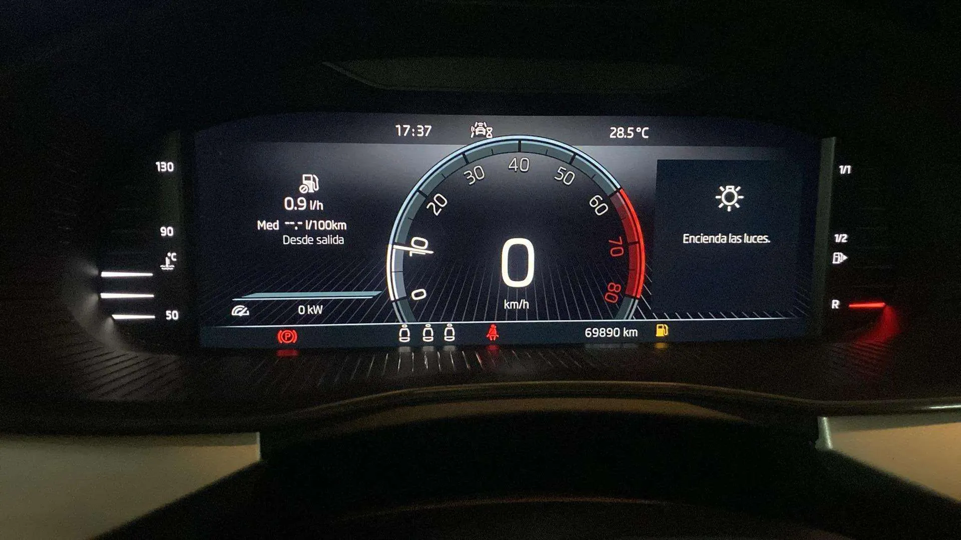Škoda Kamiq 1.0 TSI Selection - foto 12