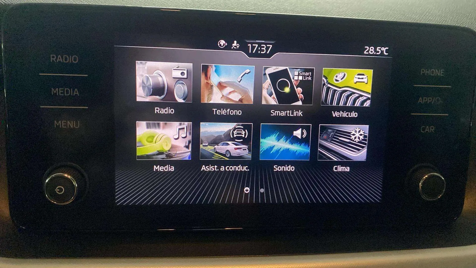 Škoda Kamiq 1.0 TSI Selection - foto 13