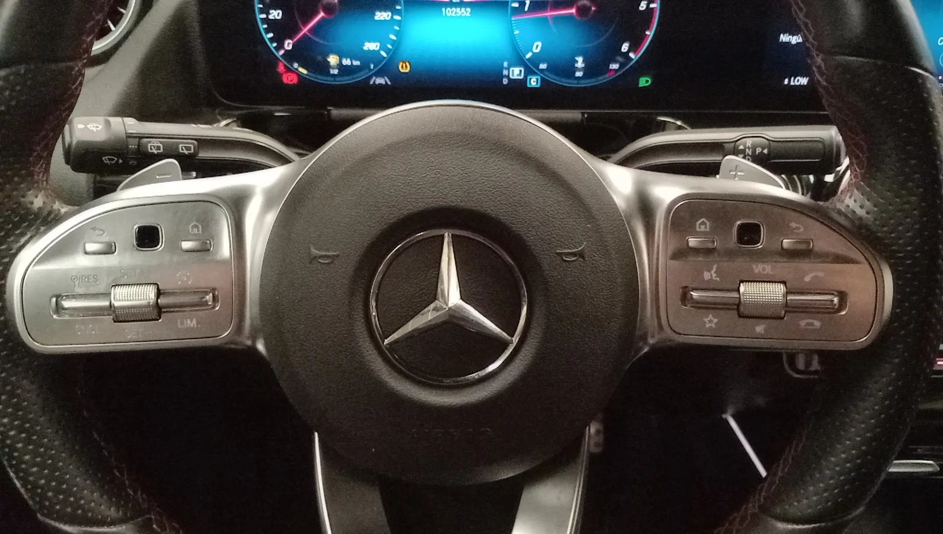 Mercedes-Benz GLA 200 D 4MATIC - foto 12