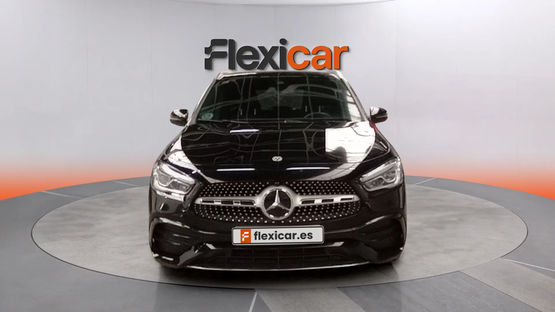 Mercedes-Benz GLA 200 D 4MATIC - foto 2