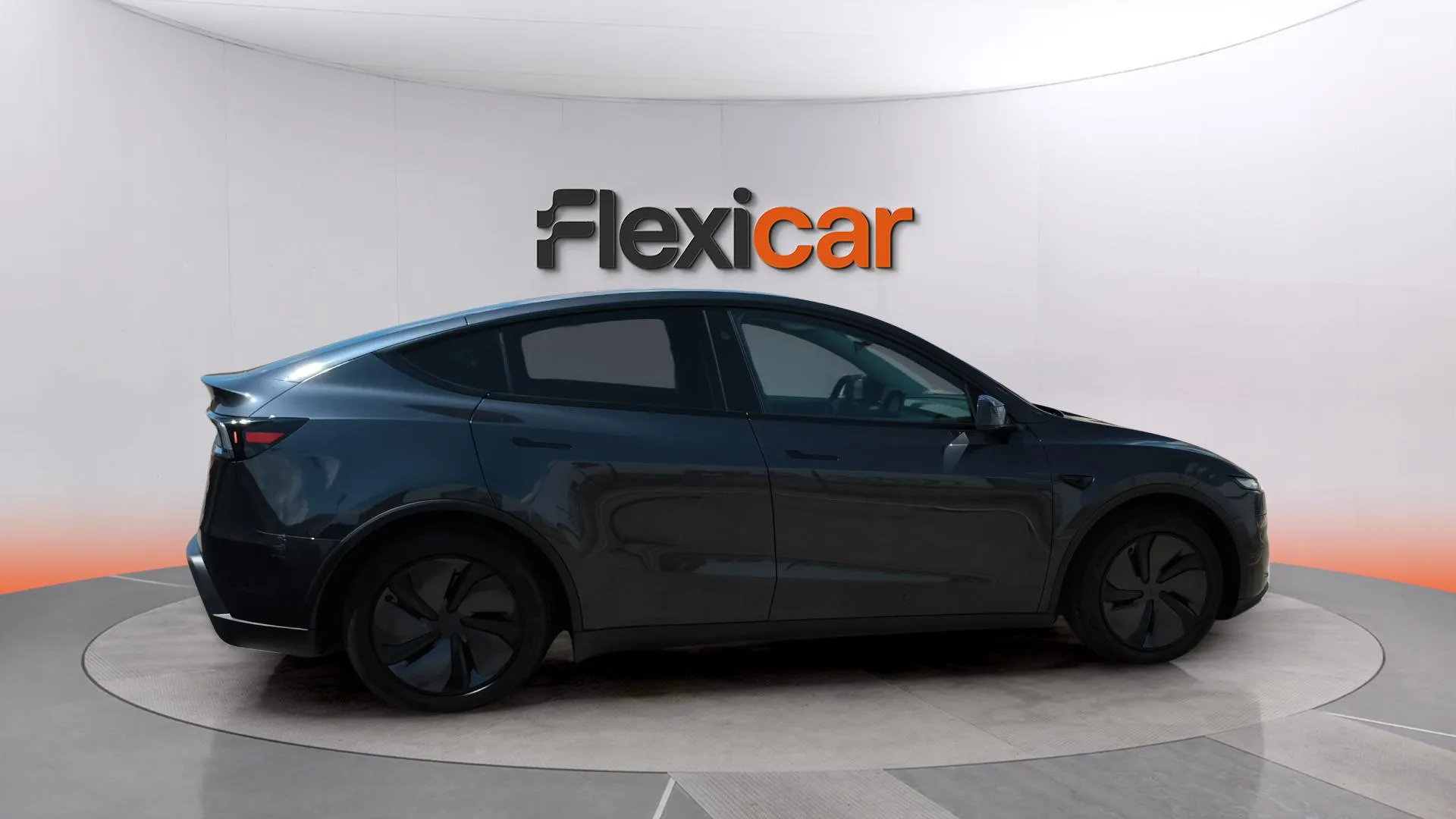 Tesla Model Y Gran autonomía con tracción trasera - foto 2