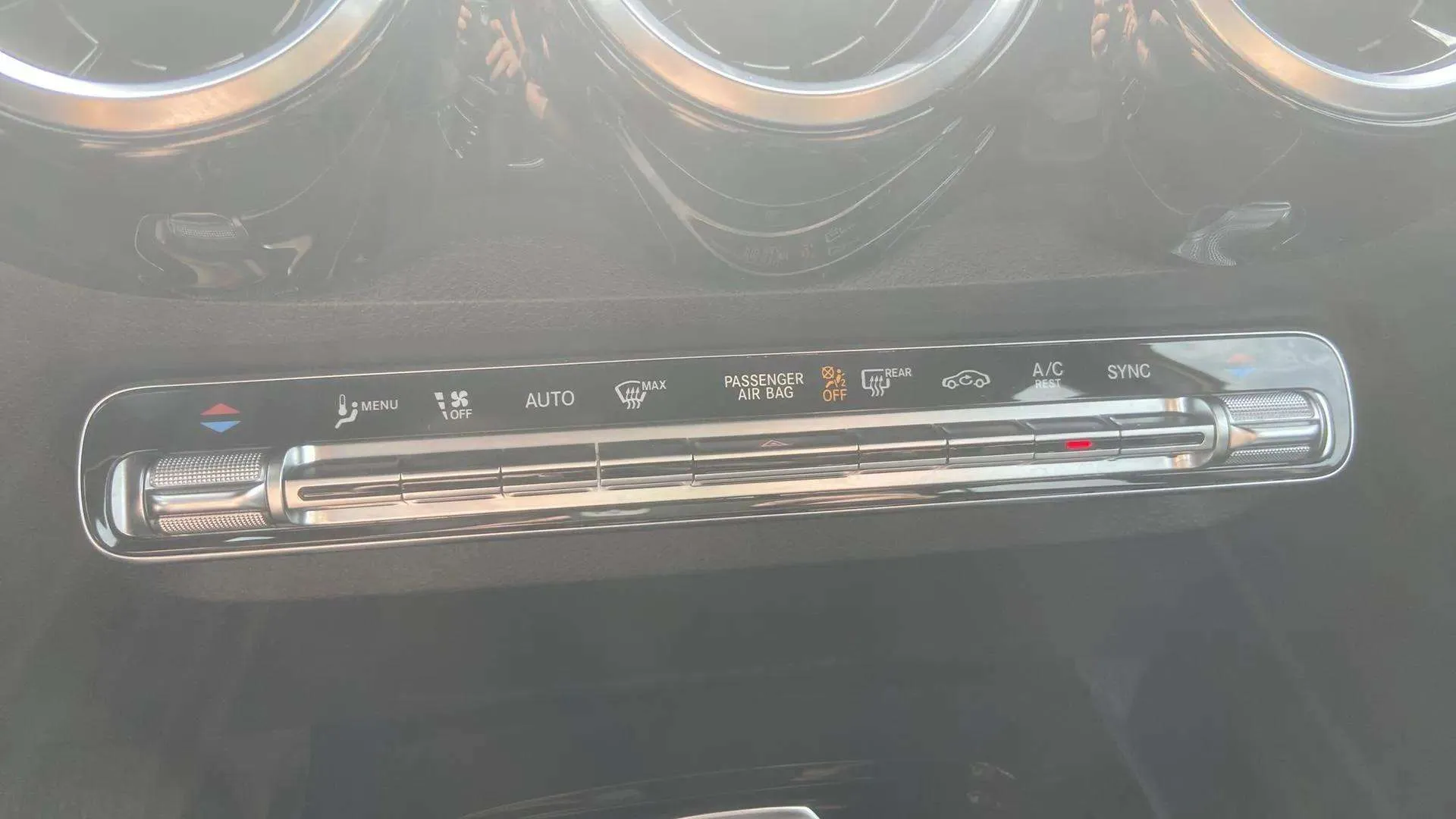 Mercedes-Benz GLB 200d 8G-DCT - foto 19