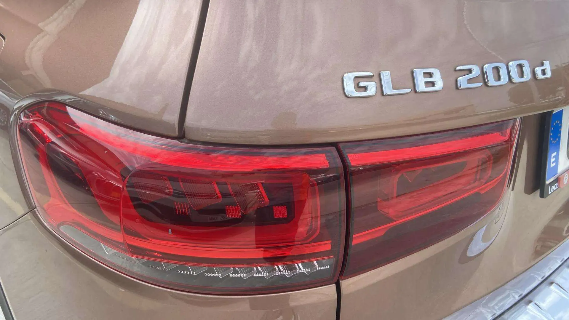 Mercedes-Benz GLB 200d 8G-DCT - foto 11