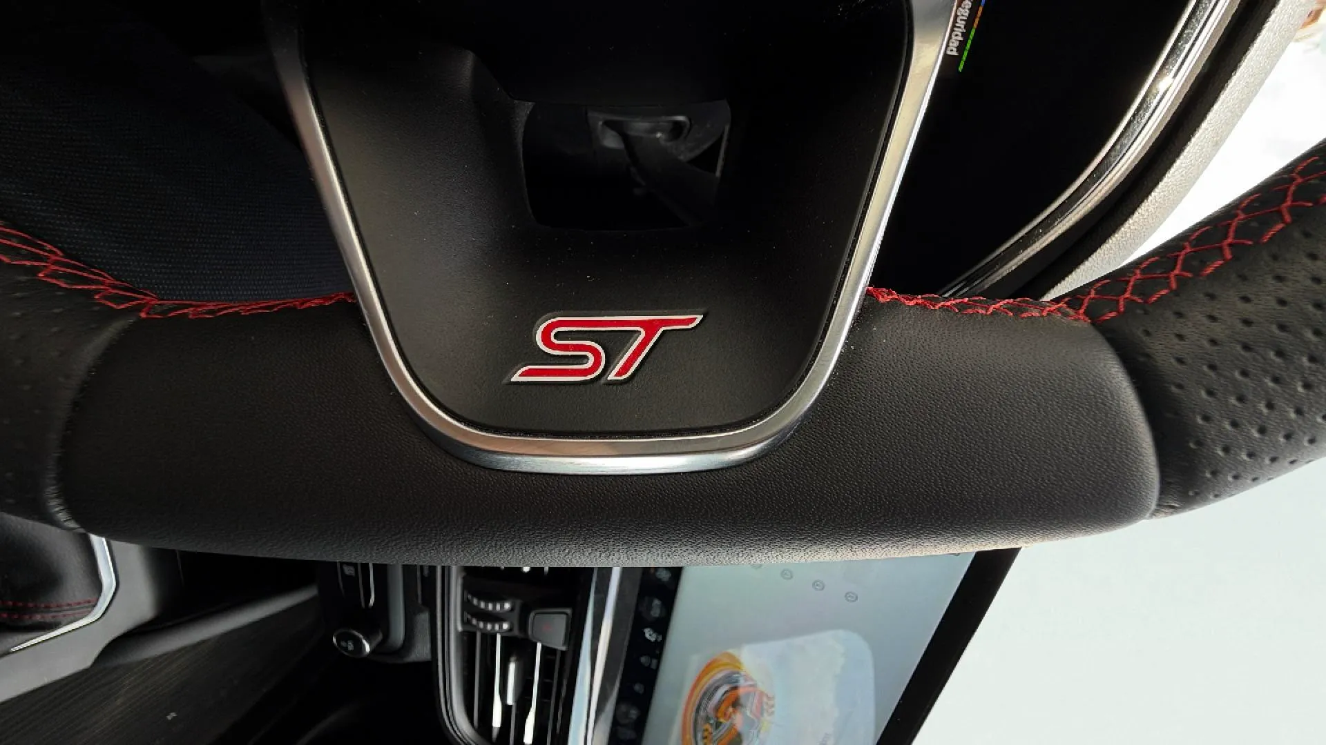 Ford Focus ST Edition 2.3 EcoBoost - foto 22