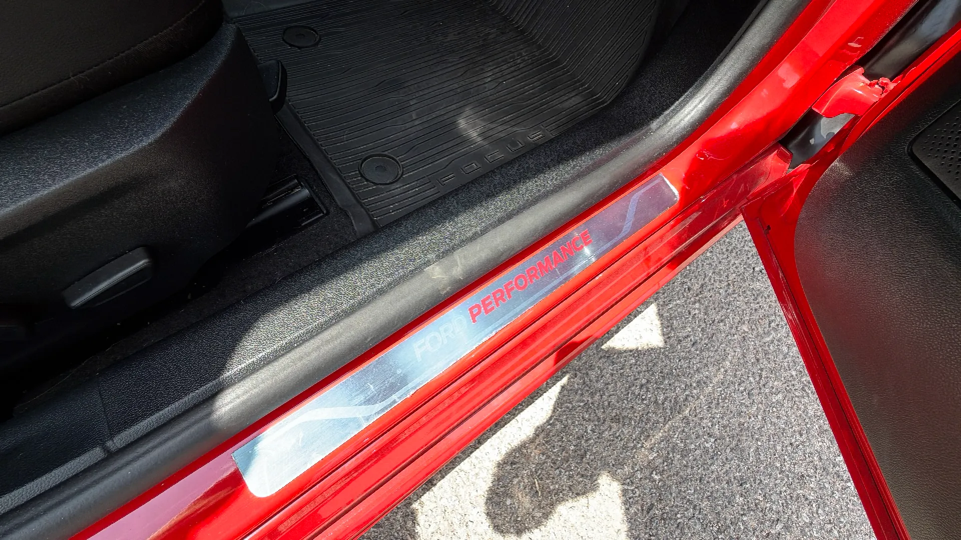 Ford Focus ST Edition 2.3 EcoBoost - foto 18