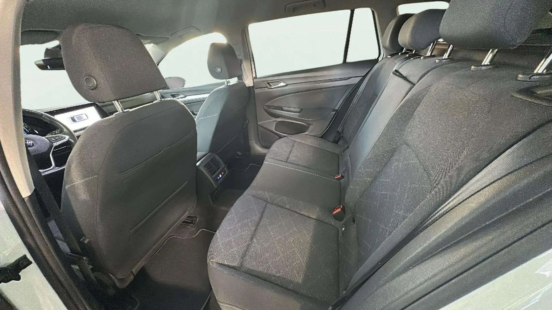 Volkswagen Golf 2.0 TDI DSG Variant - foto 20