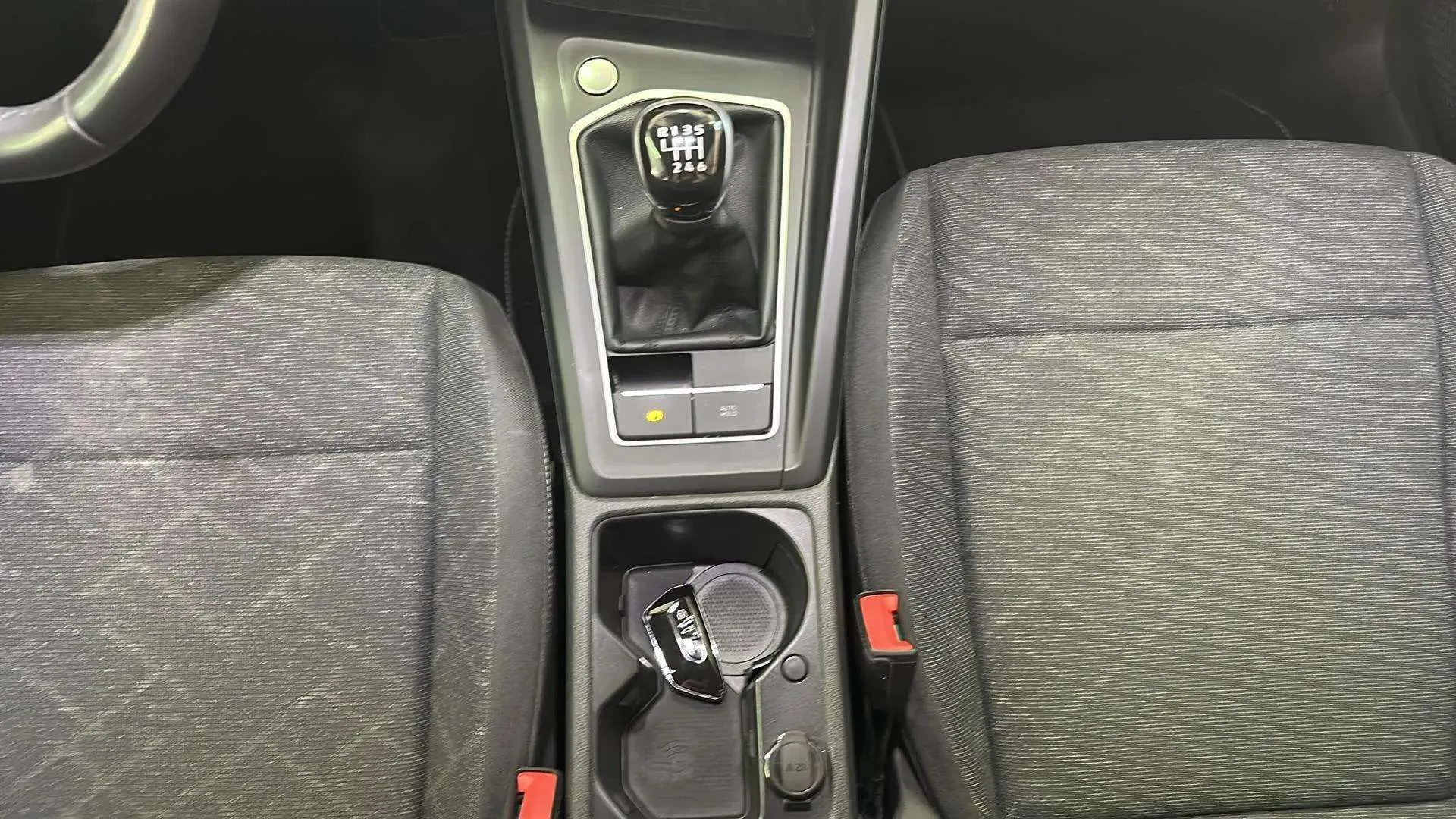 Volkswagen Golf 2.0 TDI DSG Variant - foto 15