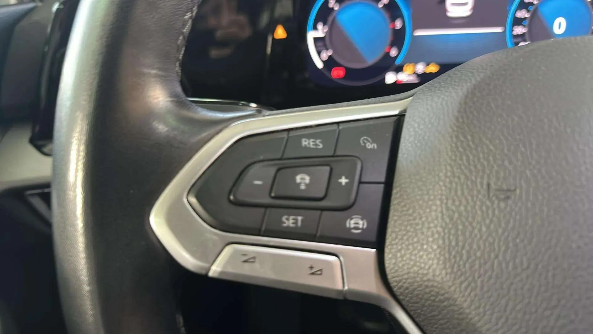 Volkswagen Golf 2.0 TDI DSG Variant - foto 11