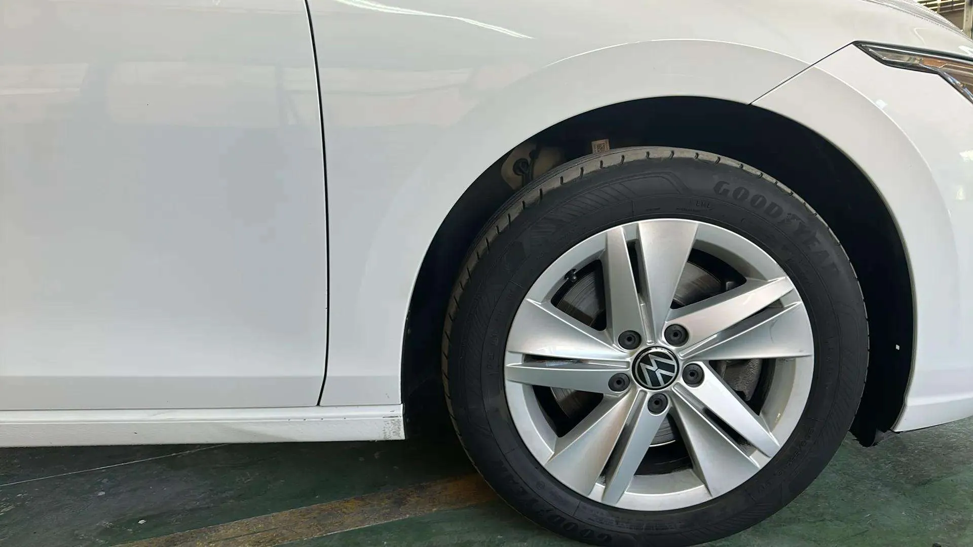 Volkswagen Golf 2.0 TDI DSG Variant - foto 25