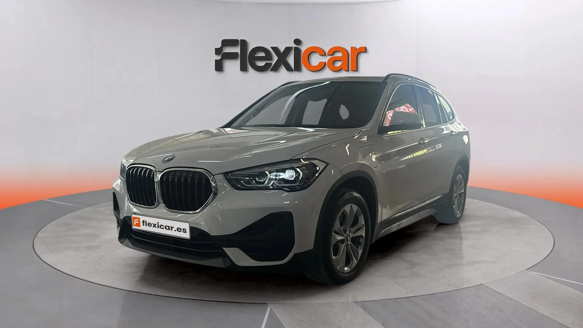 BMW X1 xDrive25e - foto 6