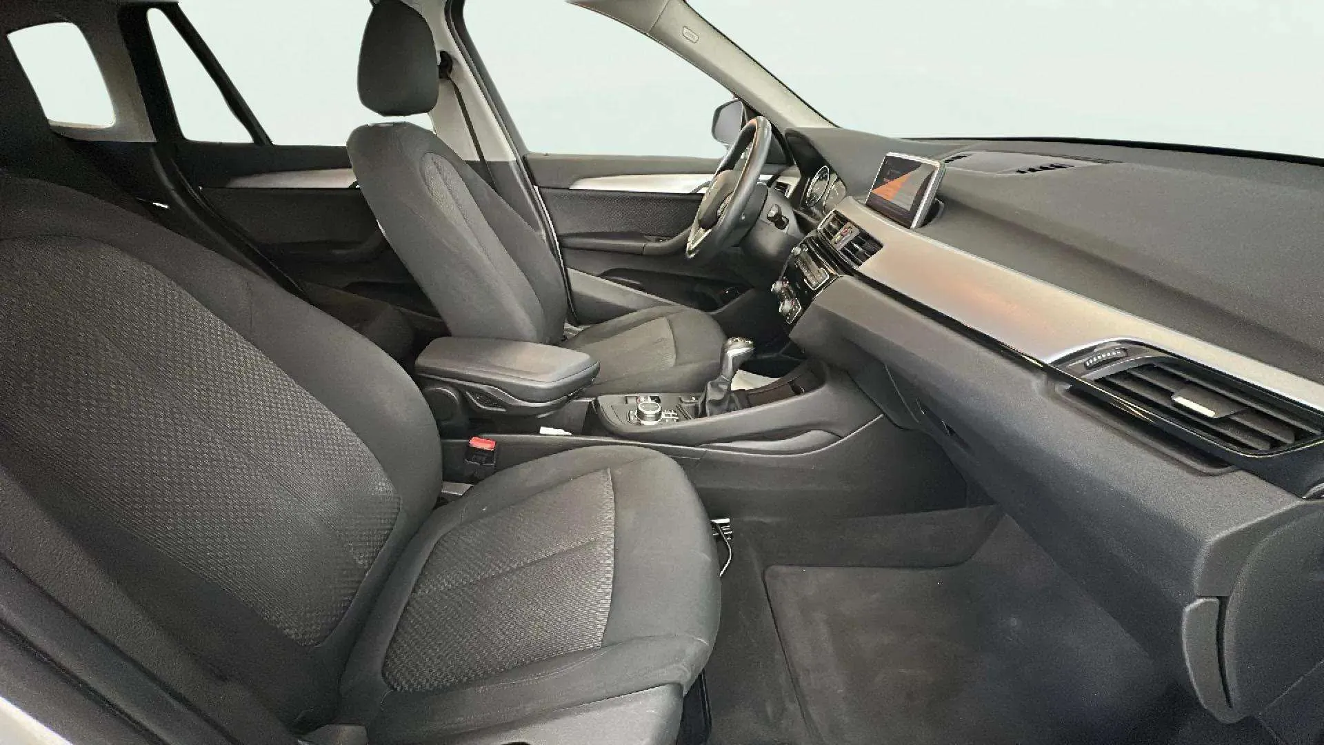 BMW X1 xDrive25e - foto 24