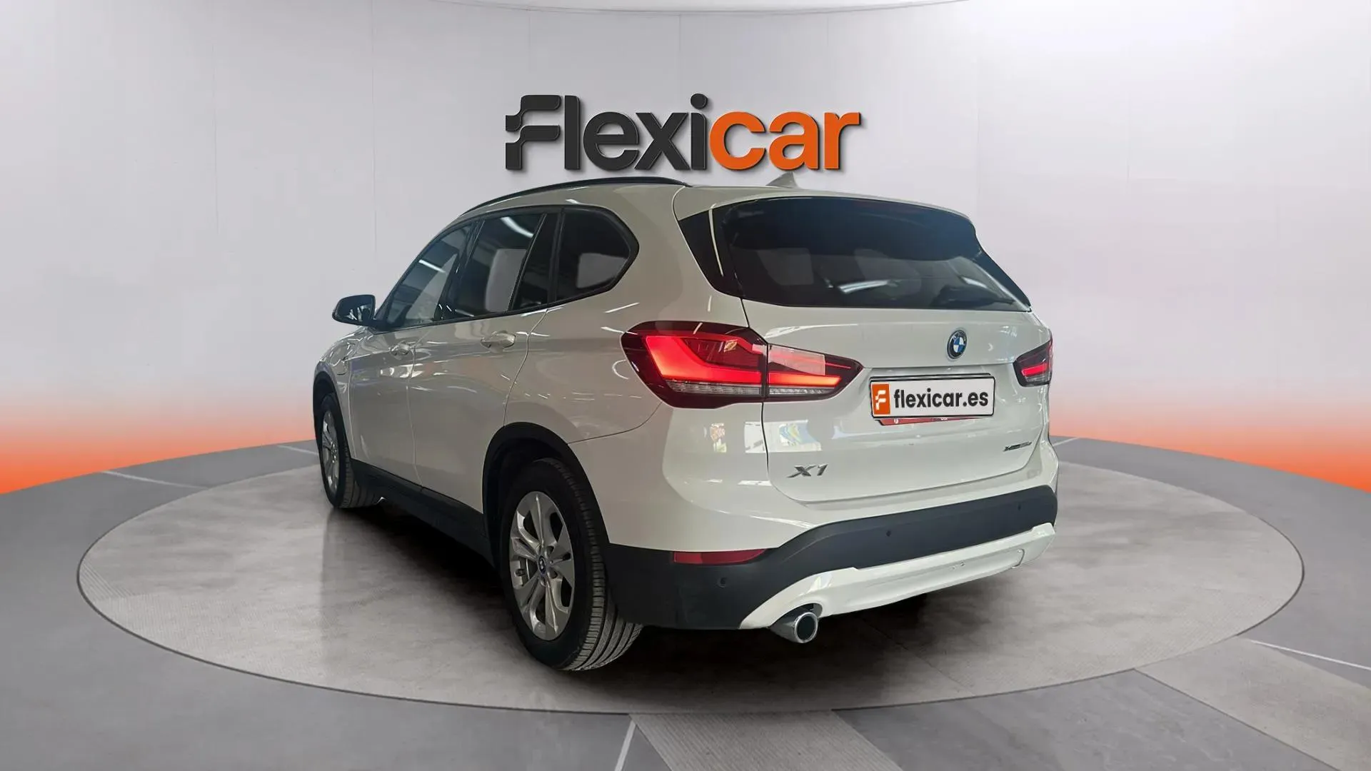 BMW X1 xDrive25e - foto 8