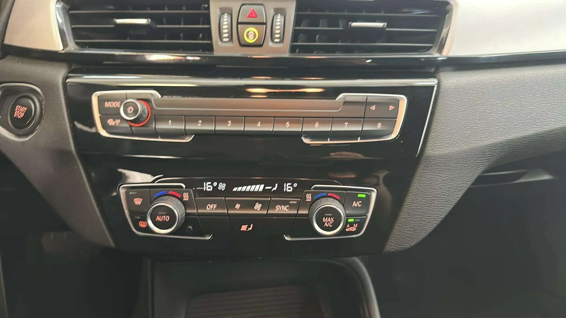 BMW X1 xDrive25e - foto 17