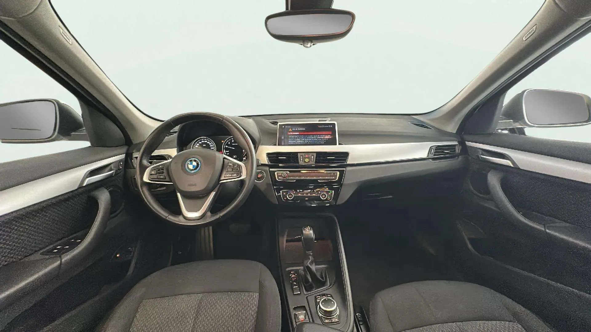 BMW X1 xDrive25e - foto 12