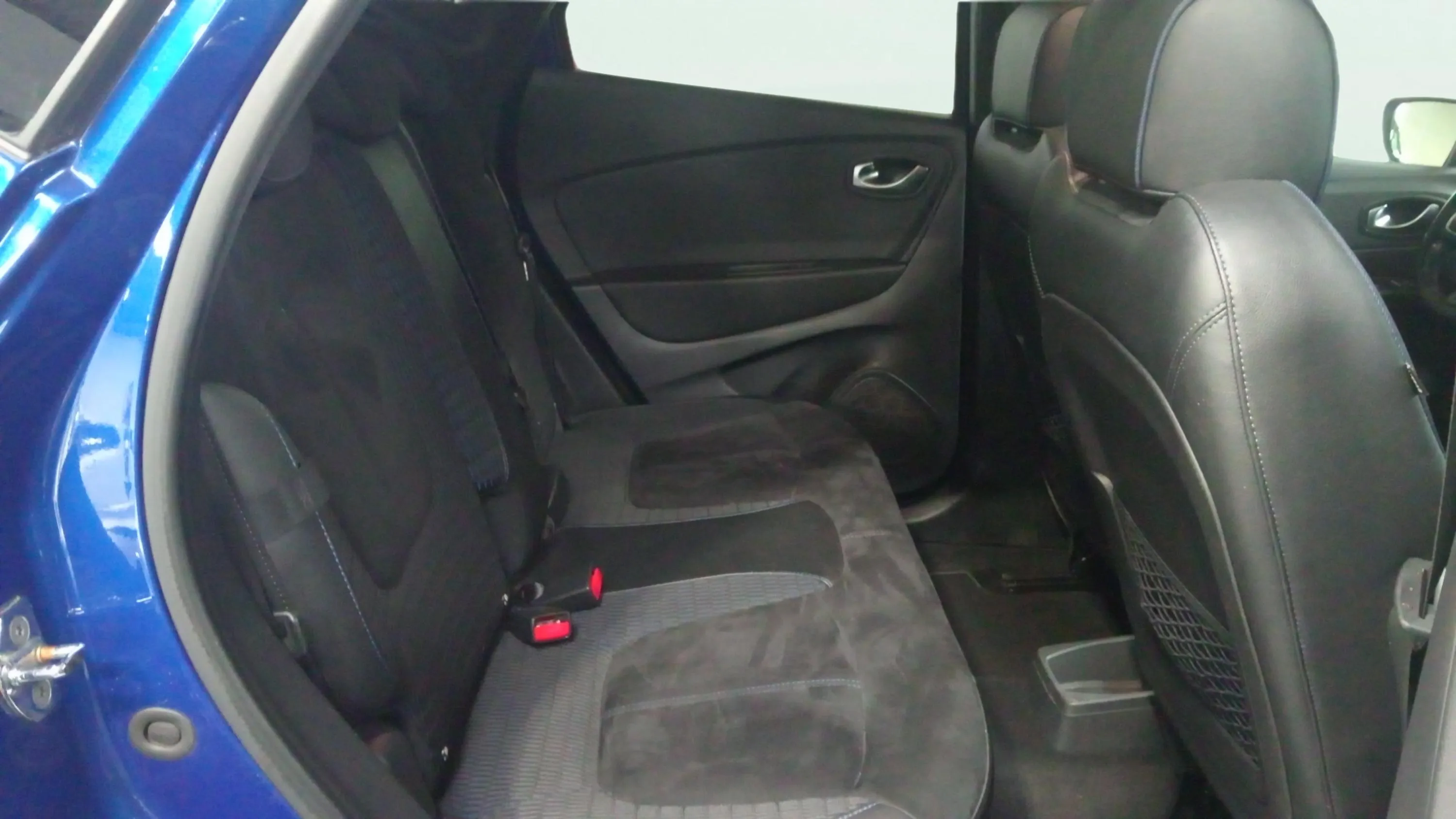 Renault Captur Edition TCe GPF -18 - foto 10
