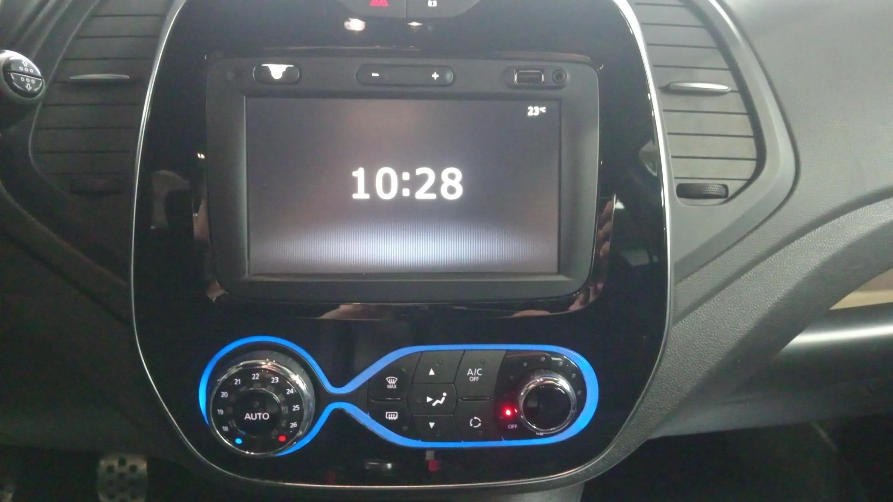 Renault Captur Edition TCe GPF -18 - foto 16