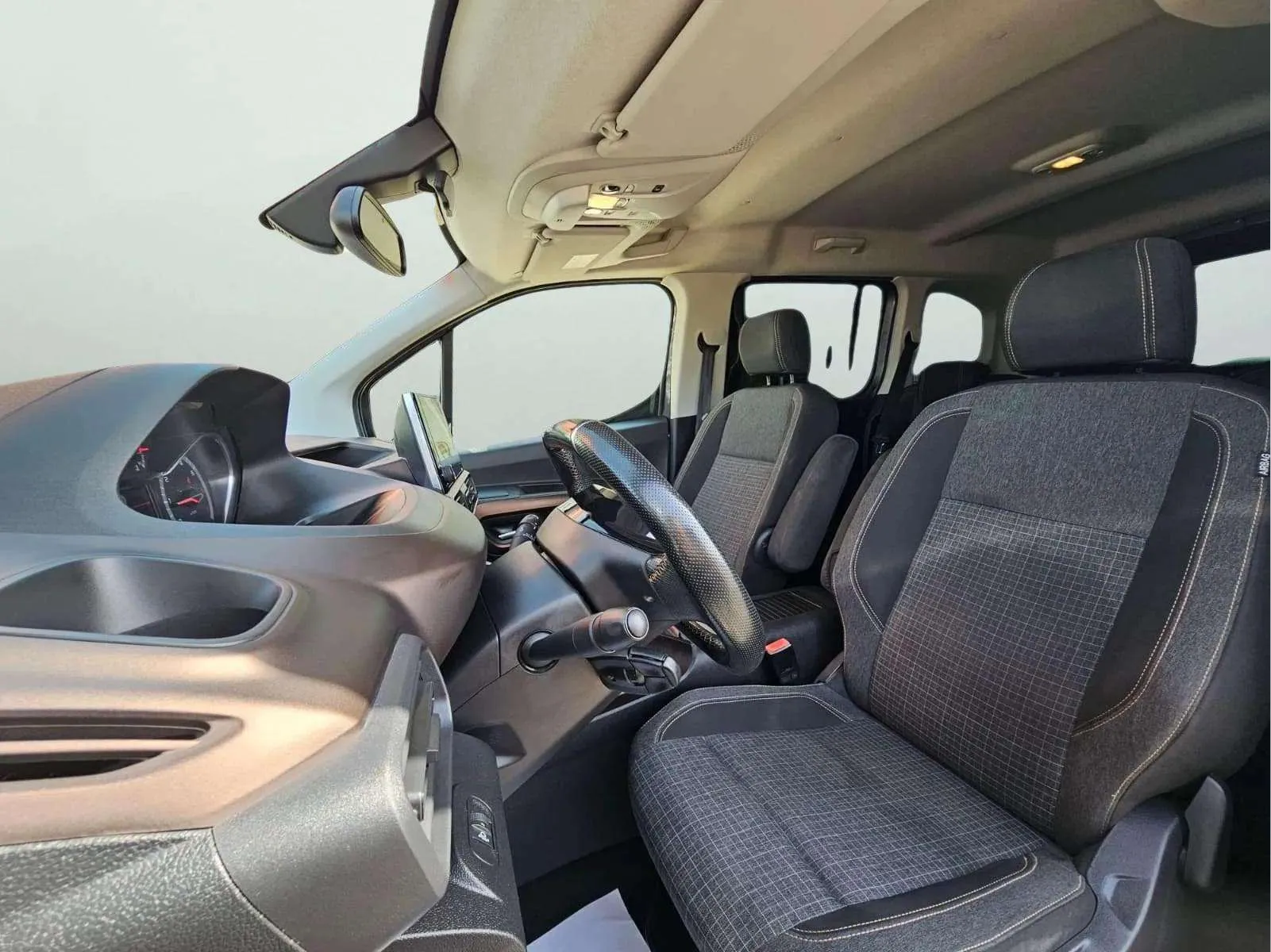 Peugeot Rifter GT Standard BlueHDi - foto 9
