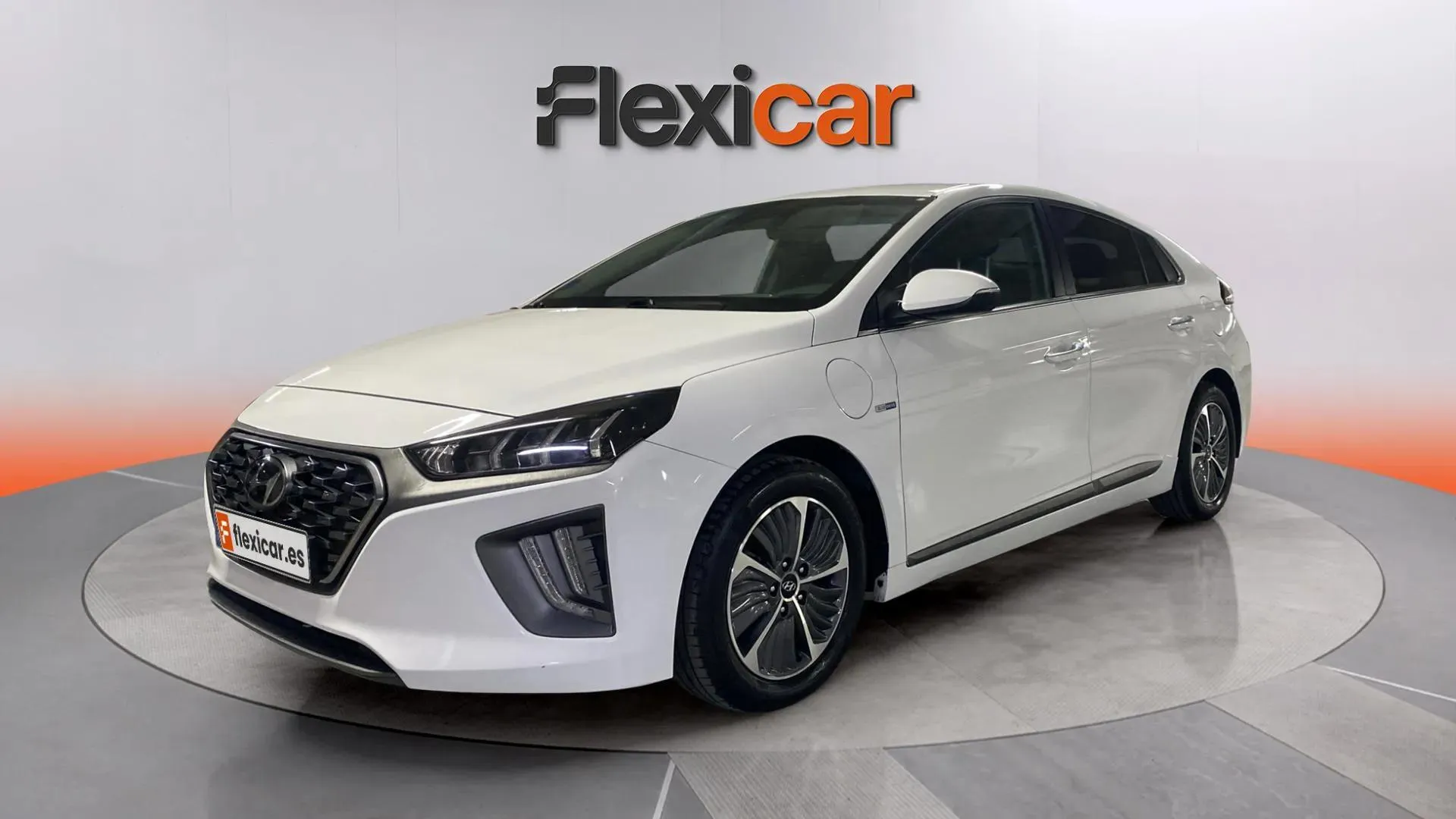 Hyundai Ioniq 1.6 GDI PHEV Klass DT - foto 3