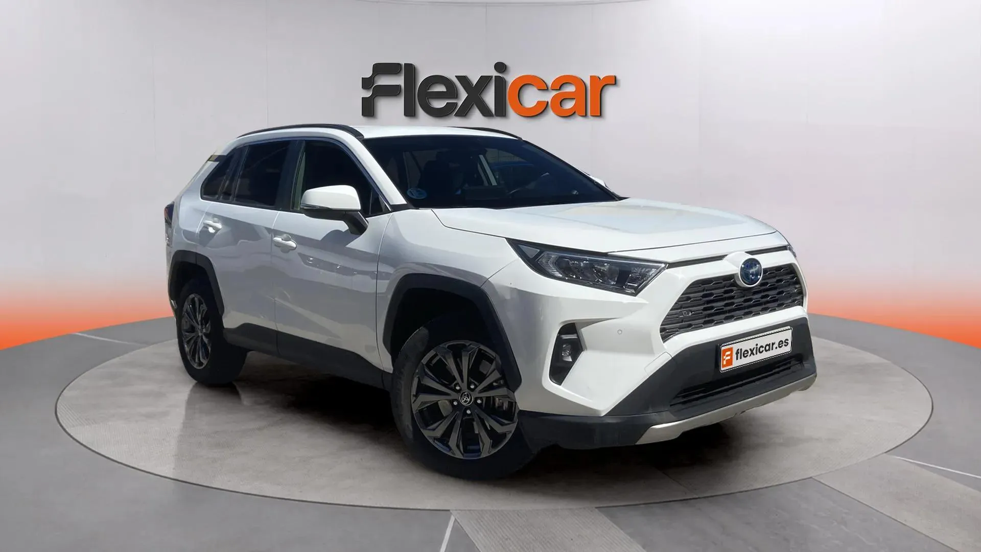 Toyota RAV4 2.5l 220H Advance