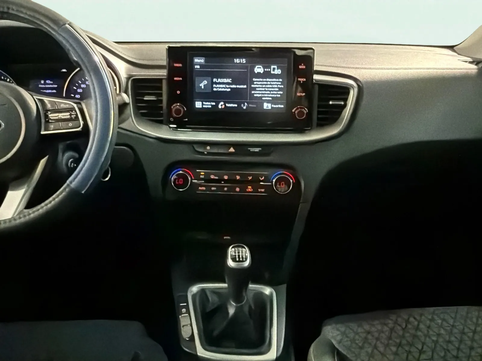 Kia XCeed 1.0 T-GDi Concept - foto 11