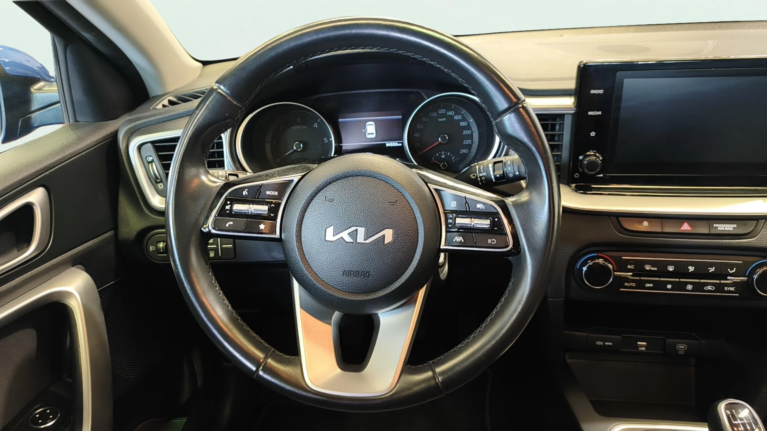 Kia Ceed 1.6 MHEV iMT Drive - foto 18