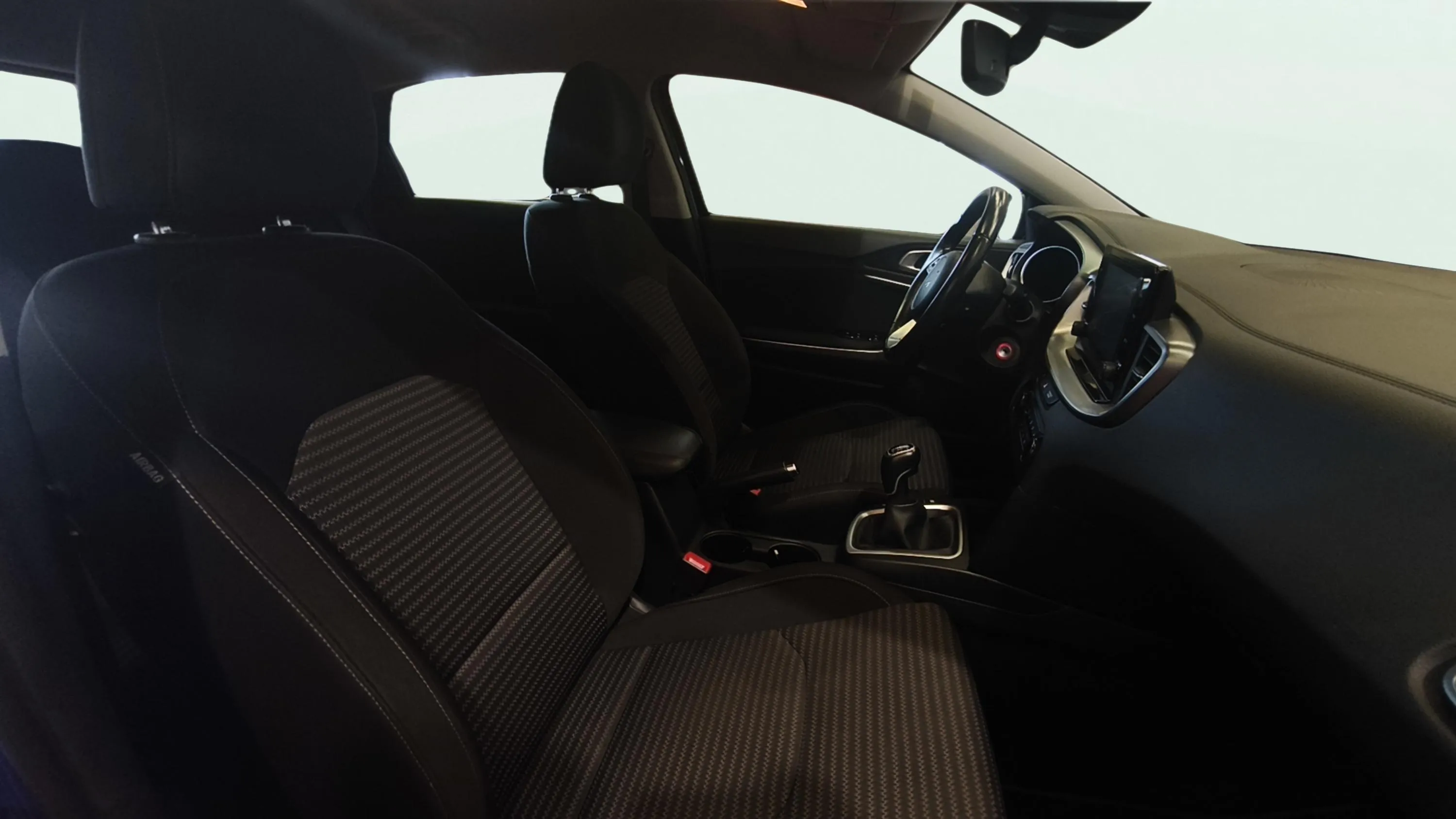 Kia Ceed 1.6 MHEV iMT Drive - foto 12