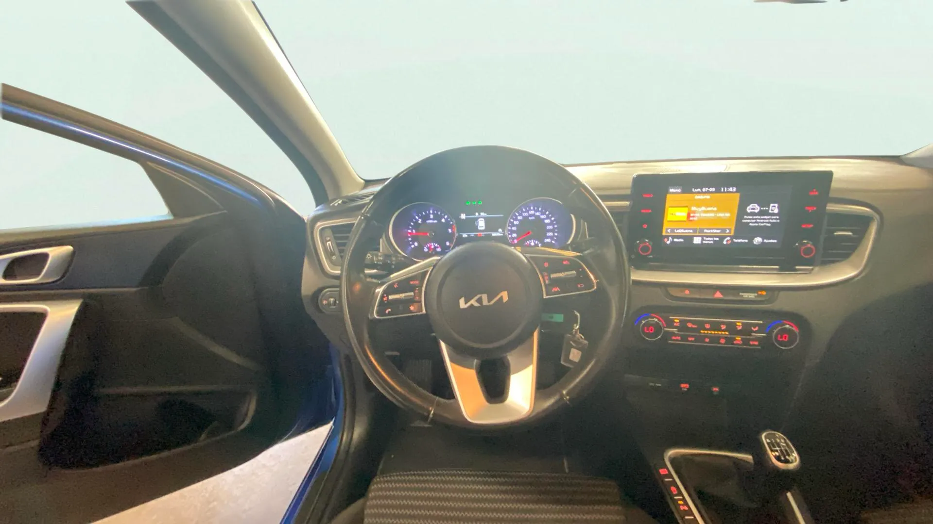 Kia Ceed 1.6 MHEV iMT Drive - foto 8