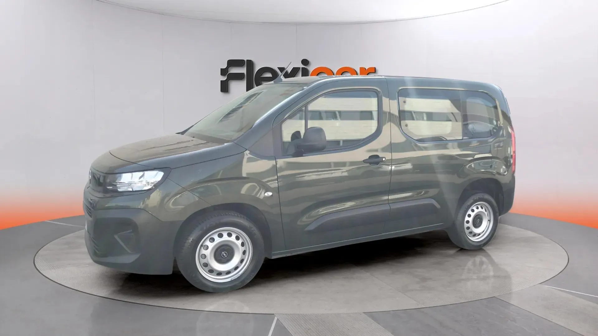 Opel Combo GS 1.5 Td MT6 €6.4 - foto 3