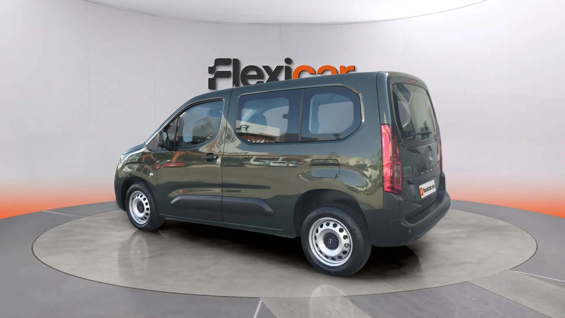 Opel Combo GS 1.5 Td MT6 €6.4 - foto 5