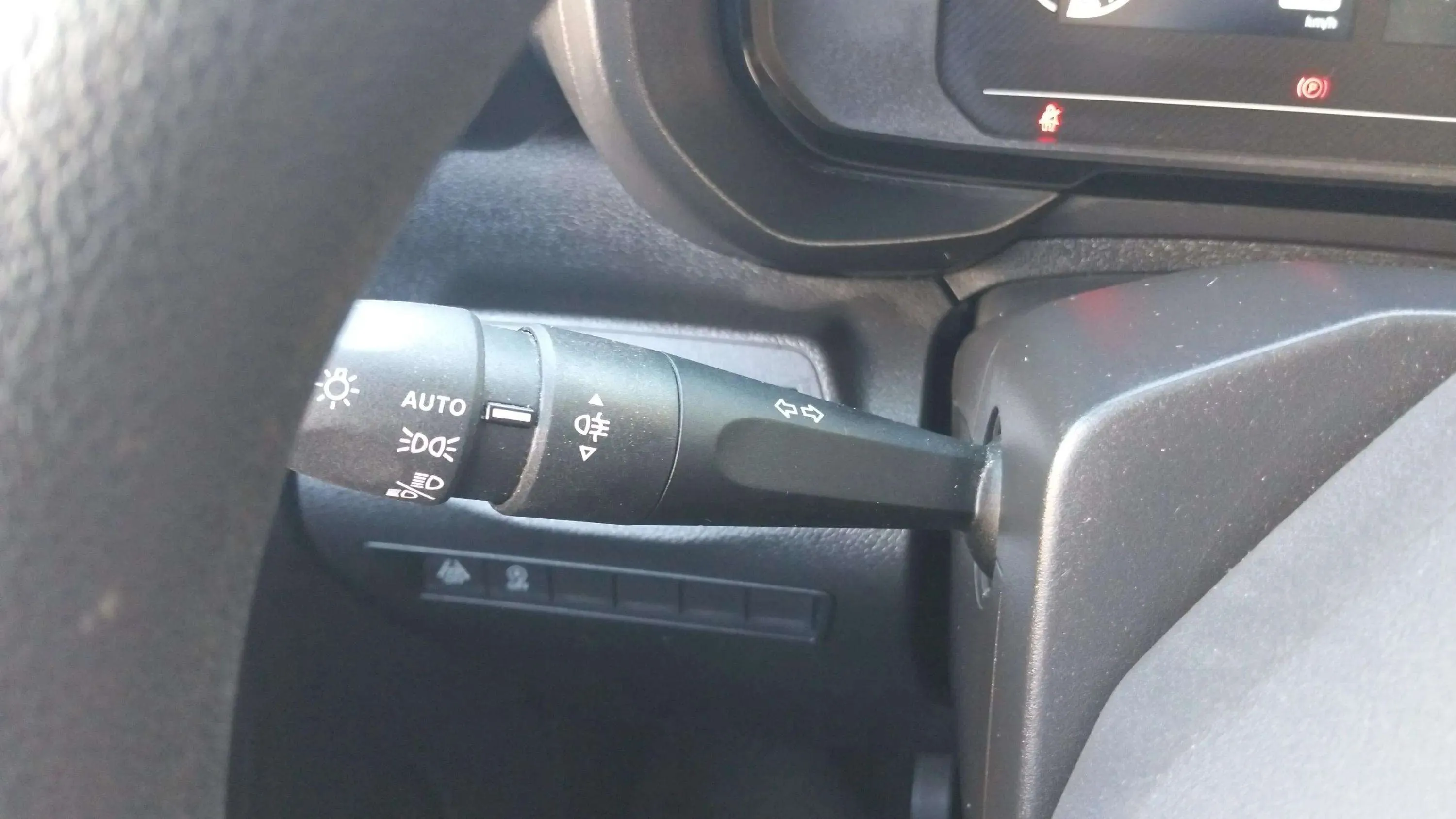 Opel Combo GS 1.5 Td MT6 €6.4 - foto 13