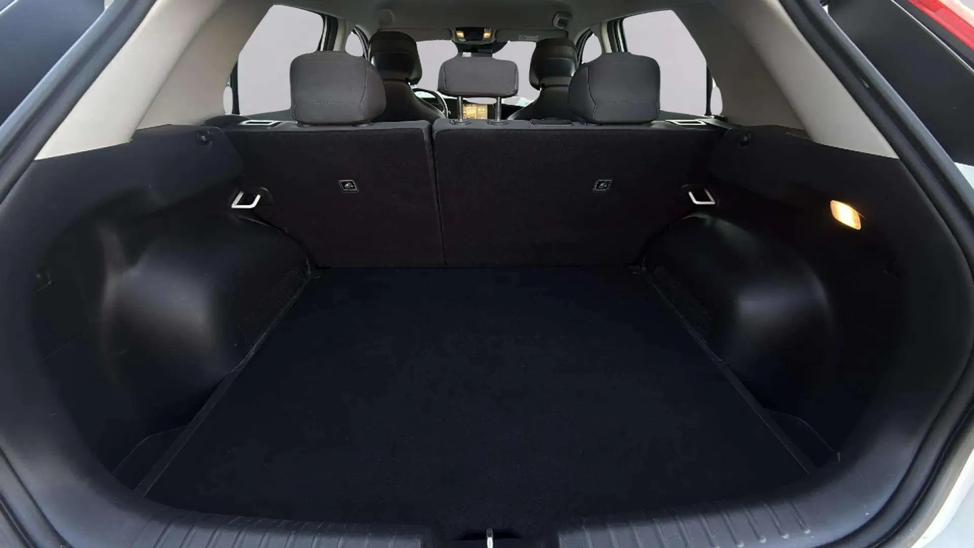 Kia Niro 1.6 GDi HEV Concept - foto 26