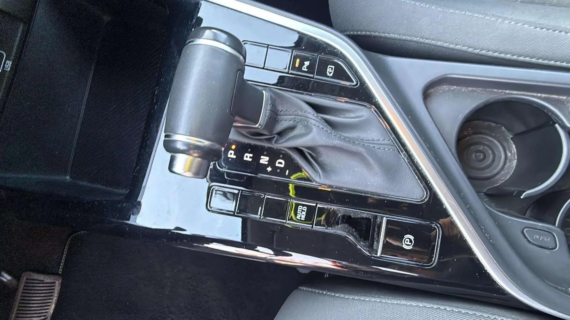 Kia Niro 1.6 GDi HEV Concept - foto 19