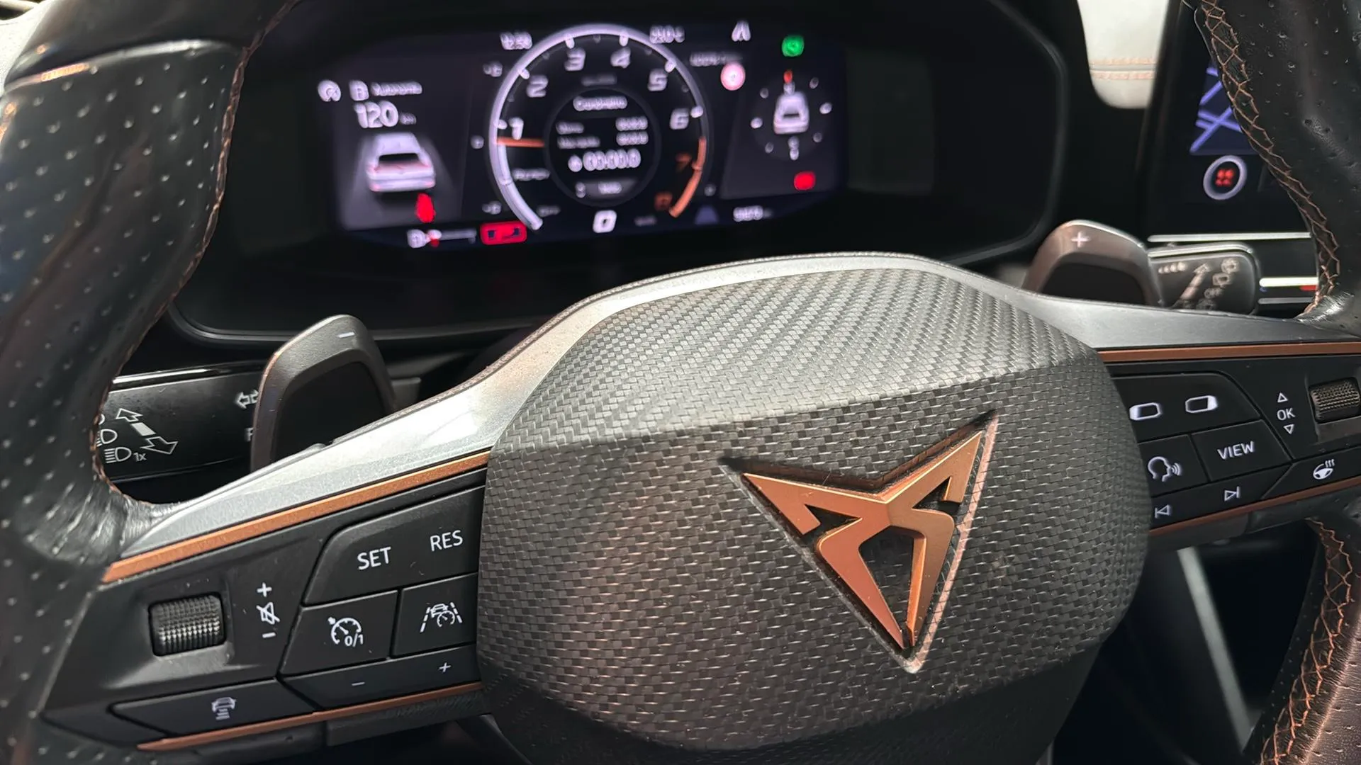 Cupra Formentor 1.5 TSI - foto 19