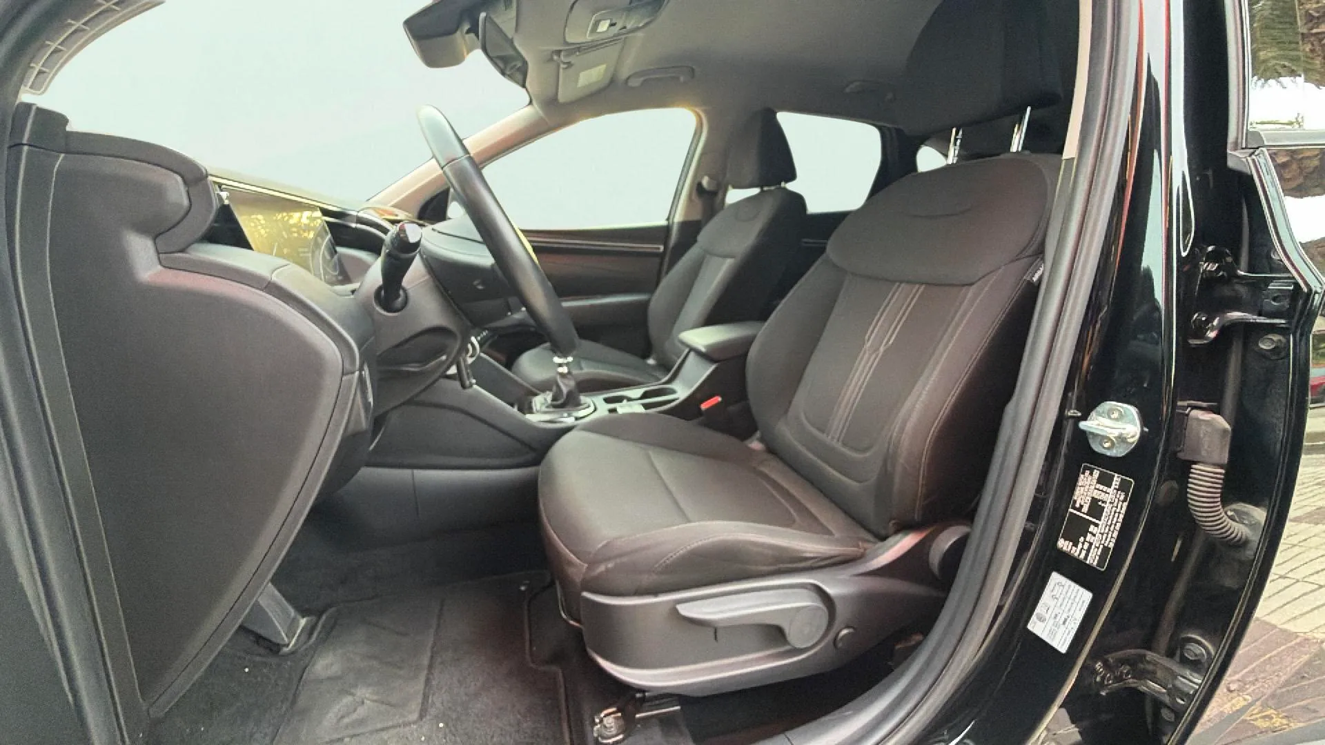 Hyundai Tucson 1.6 T-GDi 48V Maxx - foto 13