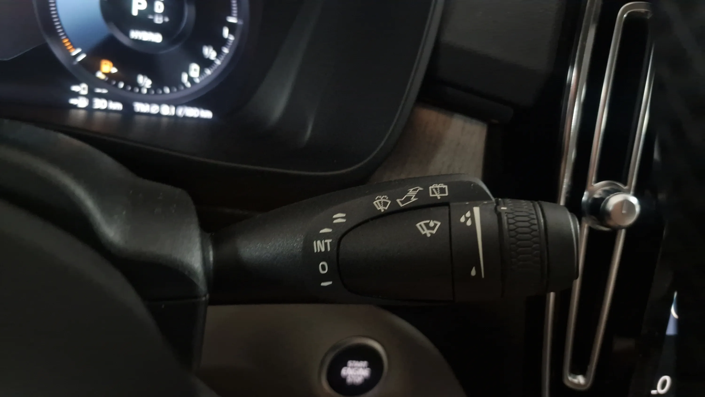 Volvo XC40 1.5 T4 Recharge PHEV Plus Bright - foto 14