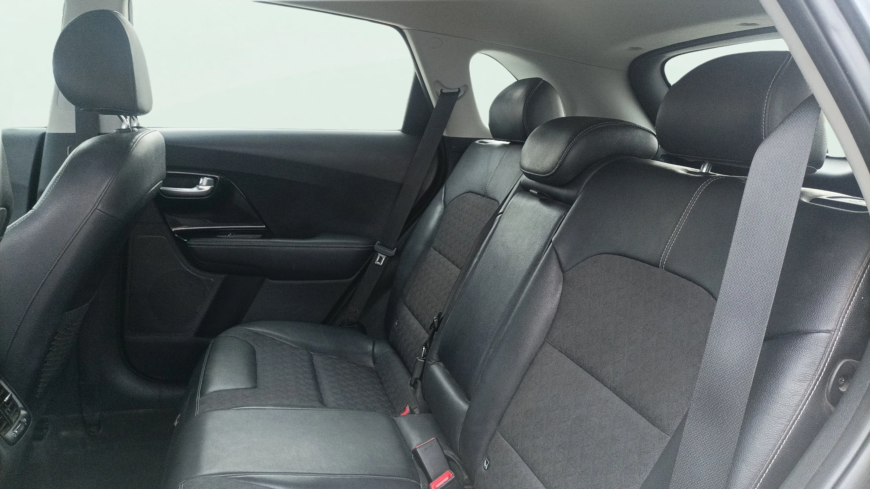 Kia Niro 1.6 GDi PHEV Drive - foto 20