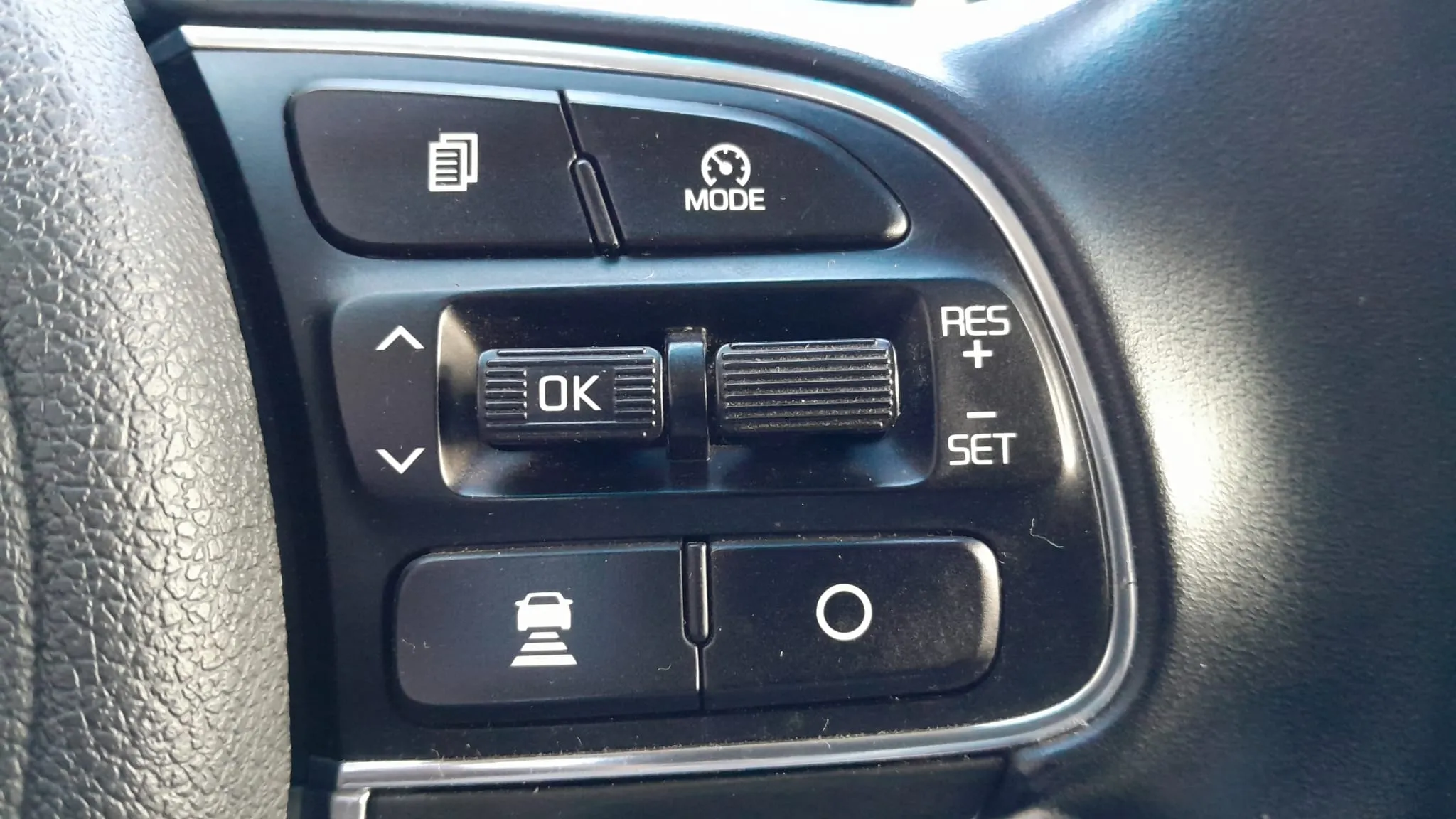 Kia Niro 1.6 GDi PHEV Concept - foto 17