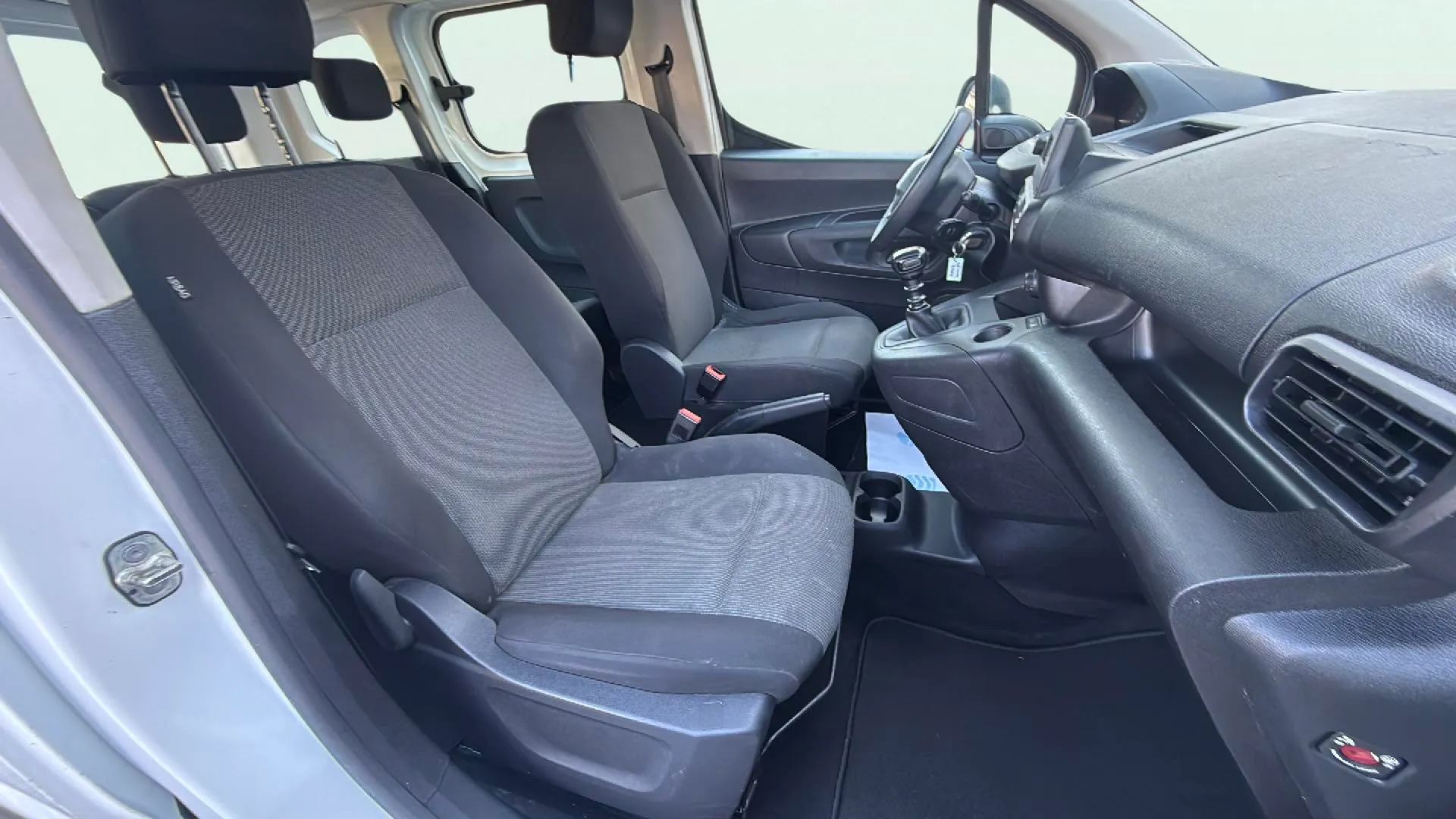 Peugeot Rifter Active Long BlueHDi - foto 18