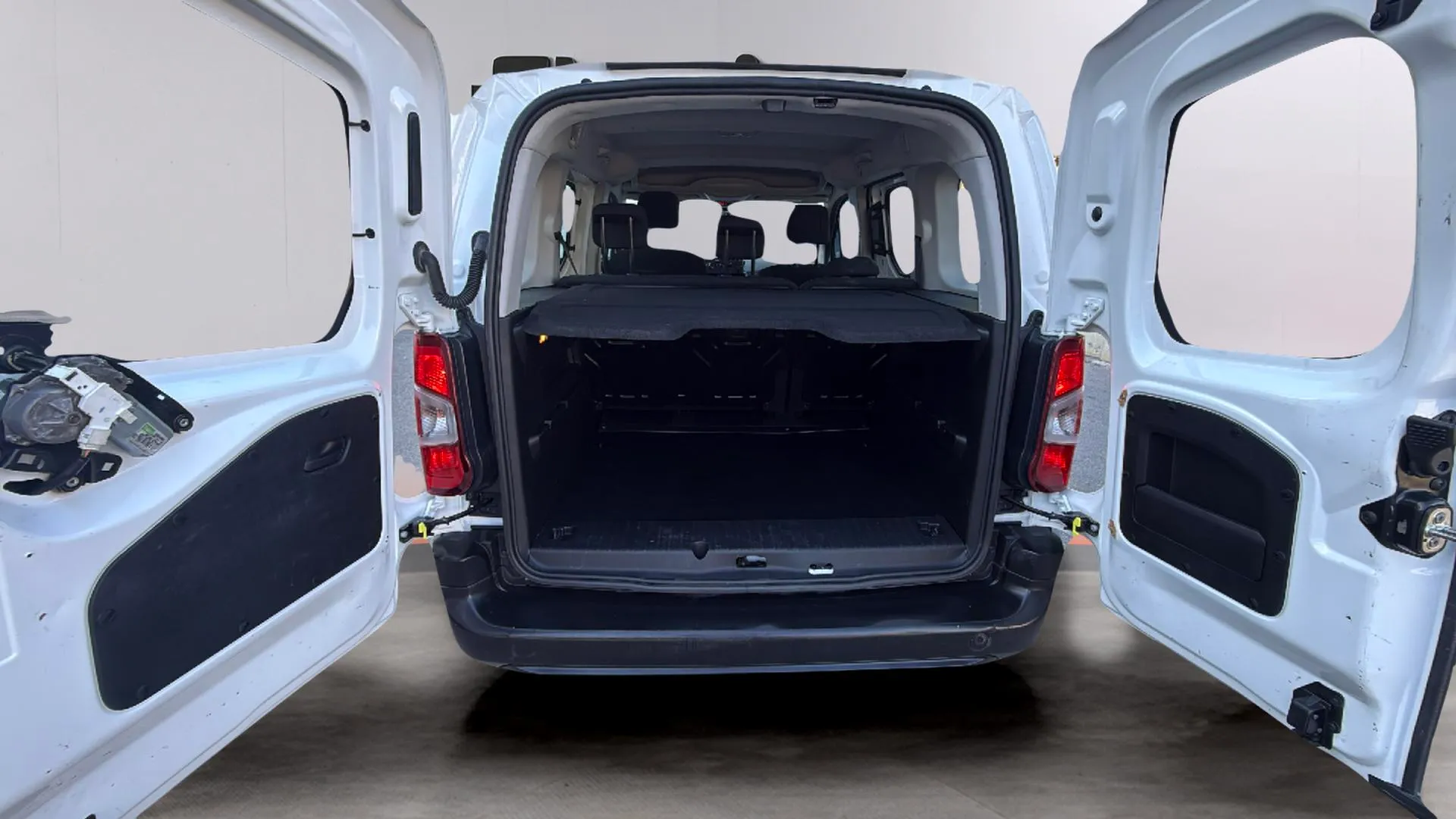 Peugeot Rifter Active Long BlueHDi - foto 20