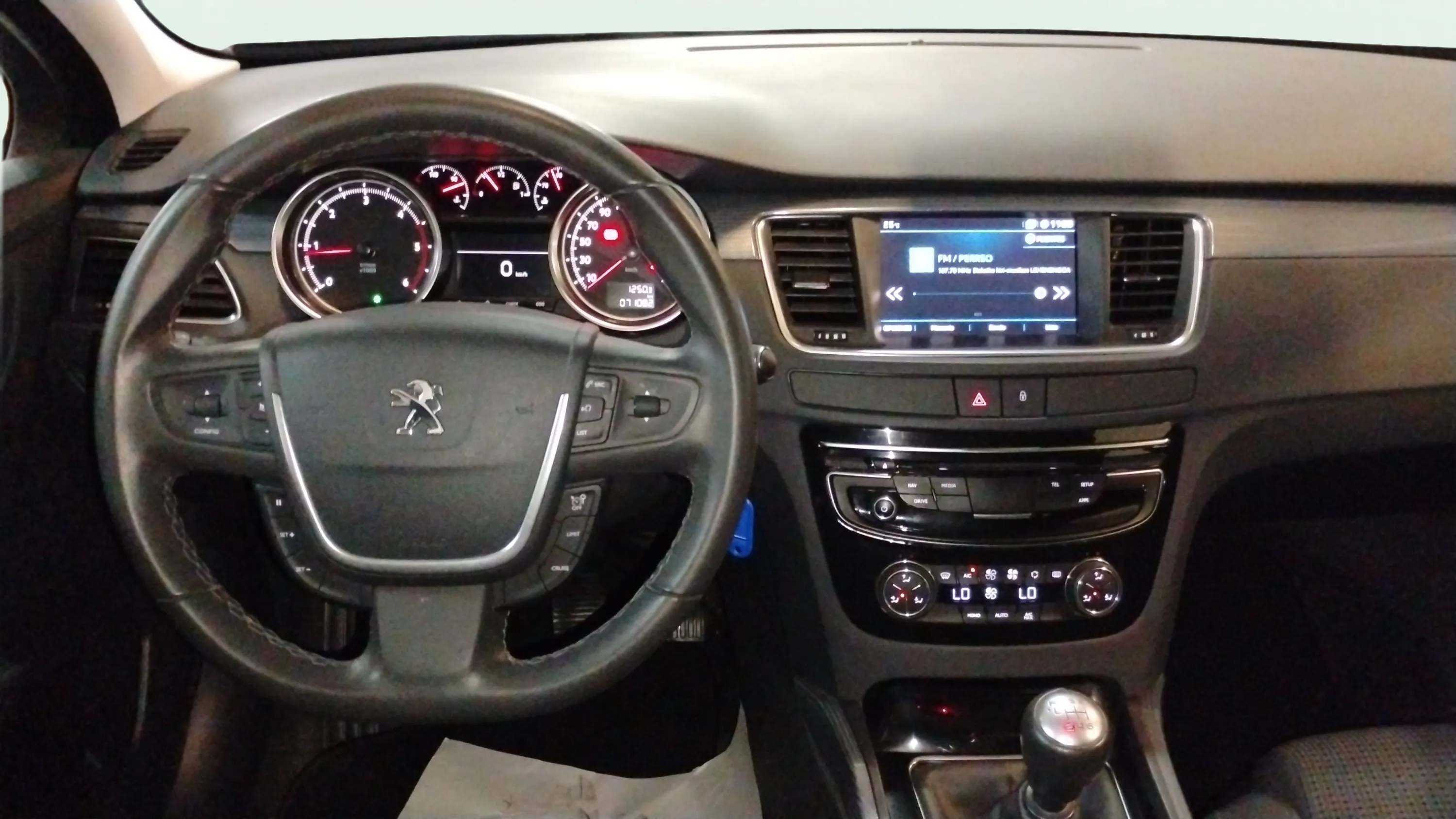 Peugeot 508 Active 1.6 BlueHDi - foto 11