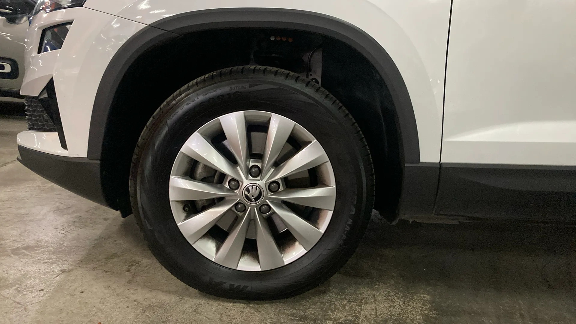 Škoda Karoq 1.5 TSI DSG ACT Selection - foto 30