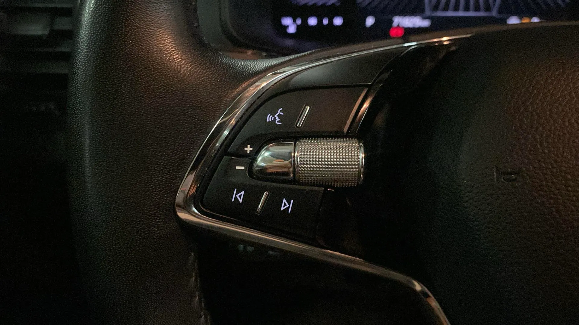Škoda Karoq 1.5 TSI DSG ACT Selection - foto 16