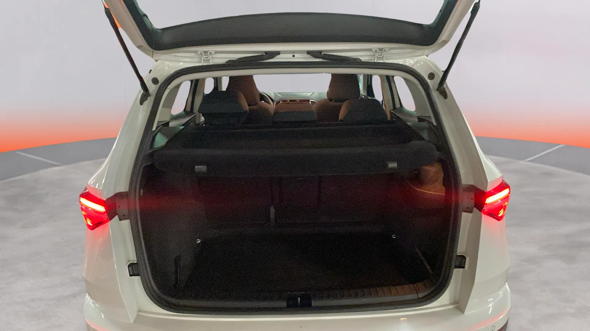 Škoda Karoq 1.5 TSI DSG ACT Selection - foto 9