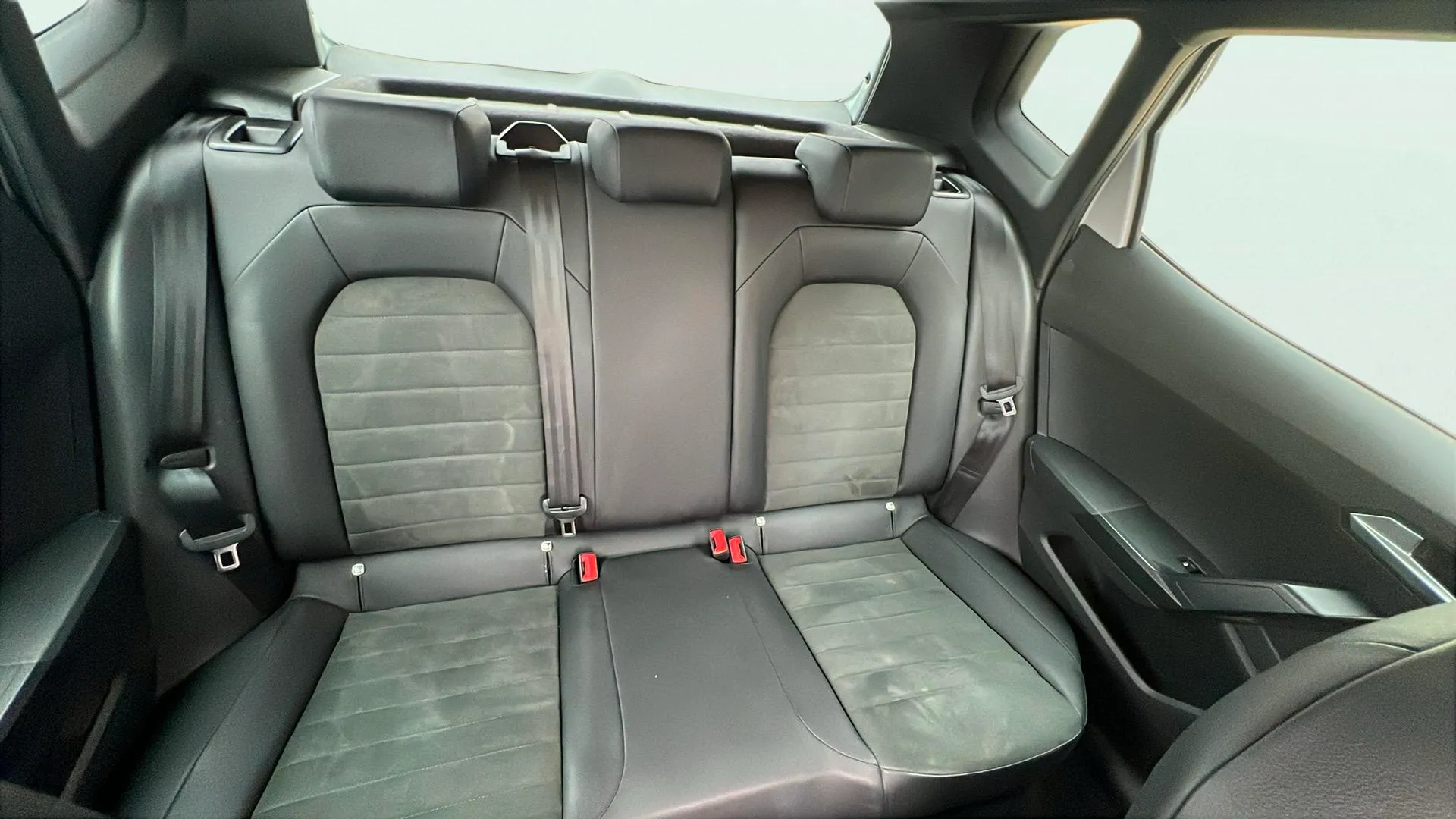 SEAT Arona 1.0 TSI DSG FR XL - foto 19