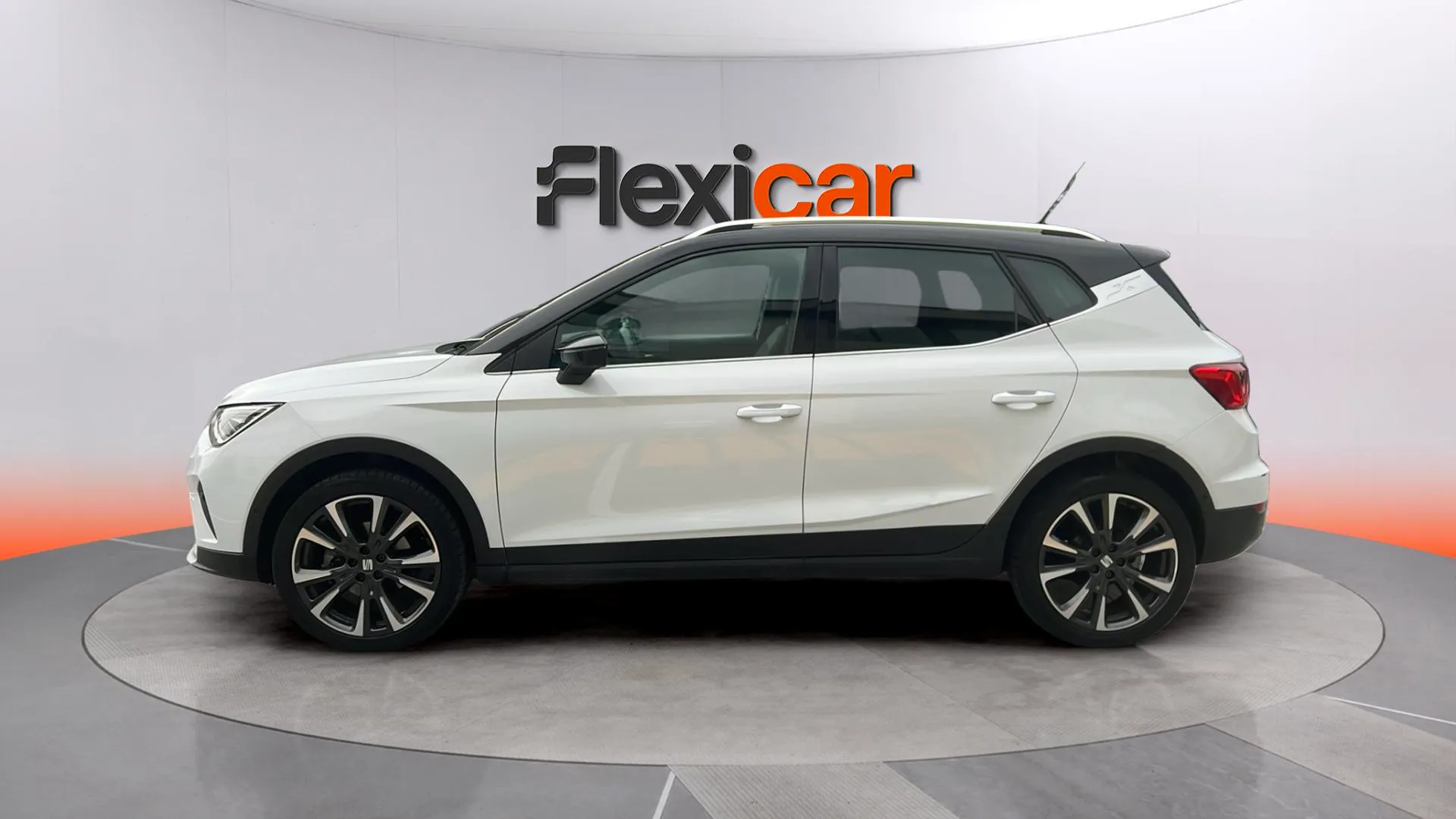 SEAT Arona 1.0 TSI DSG FR XL - foto 5