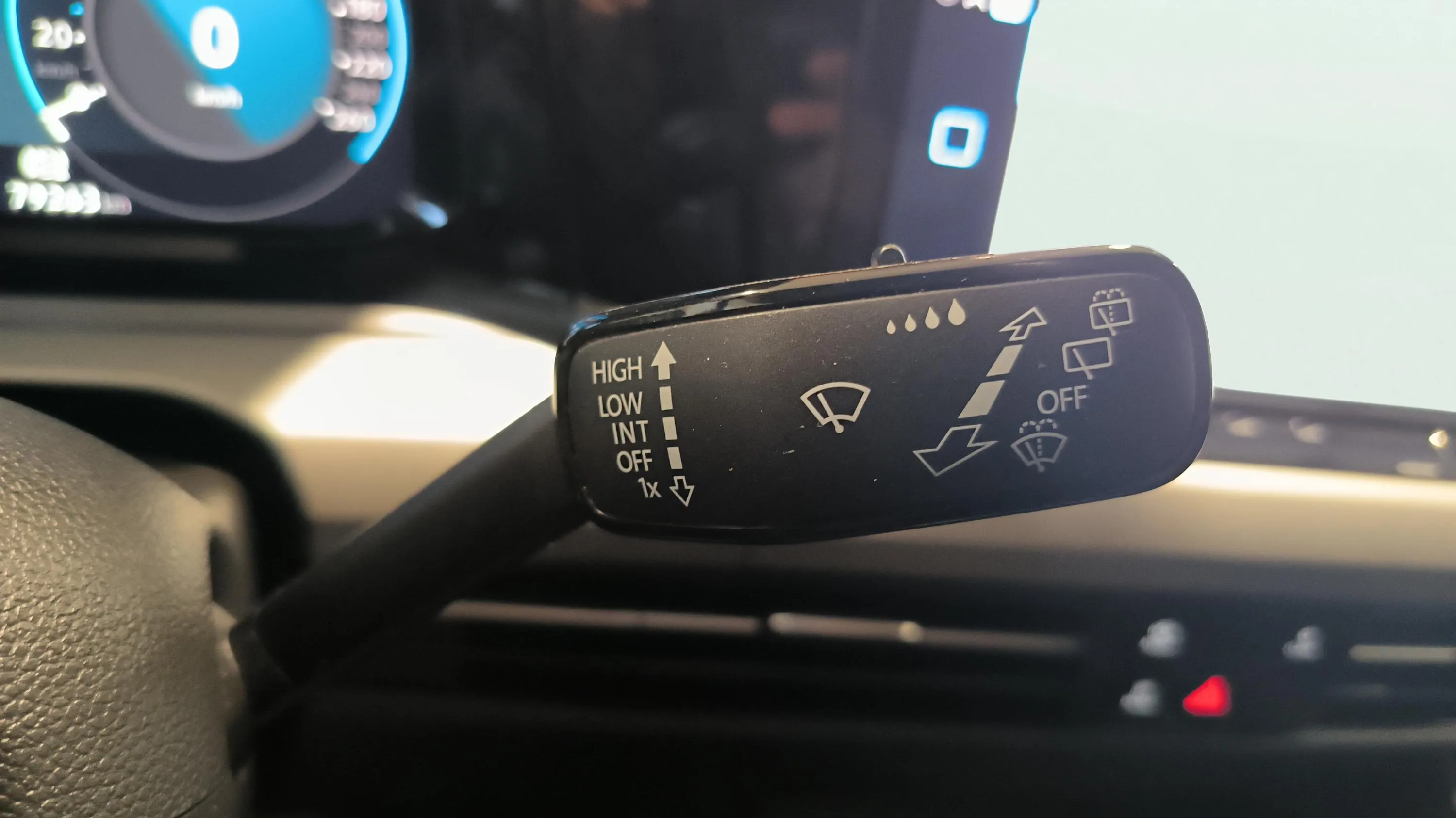 Volkswagen Golf Life 2.0 TDI DSG - foto 17
