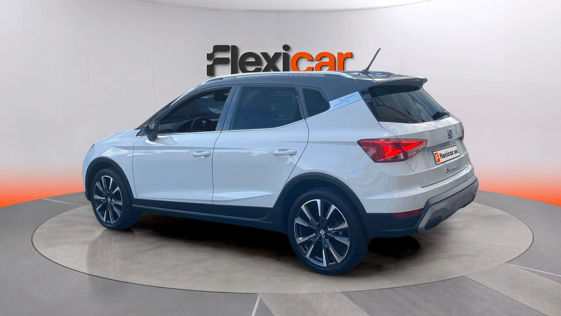 SEAT Arona 1.5 TSI DSG FR XL - foto 5